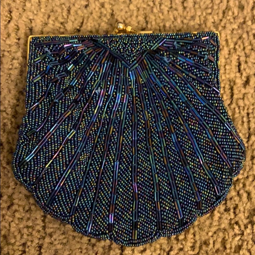 Vintage clutch